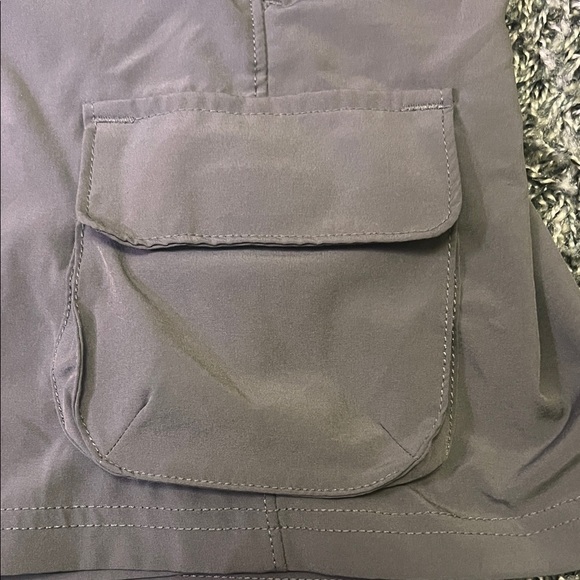 Abercrombie Kids Boys Cargo Shorts Size 7/8 – Quick-Dry Gray Utility Shorts - Picture 5 of 7